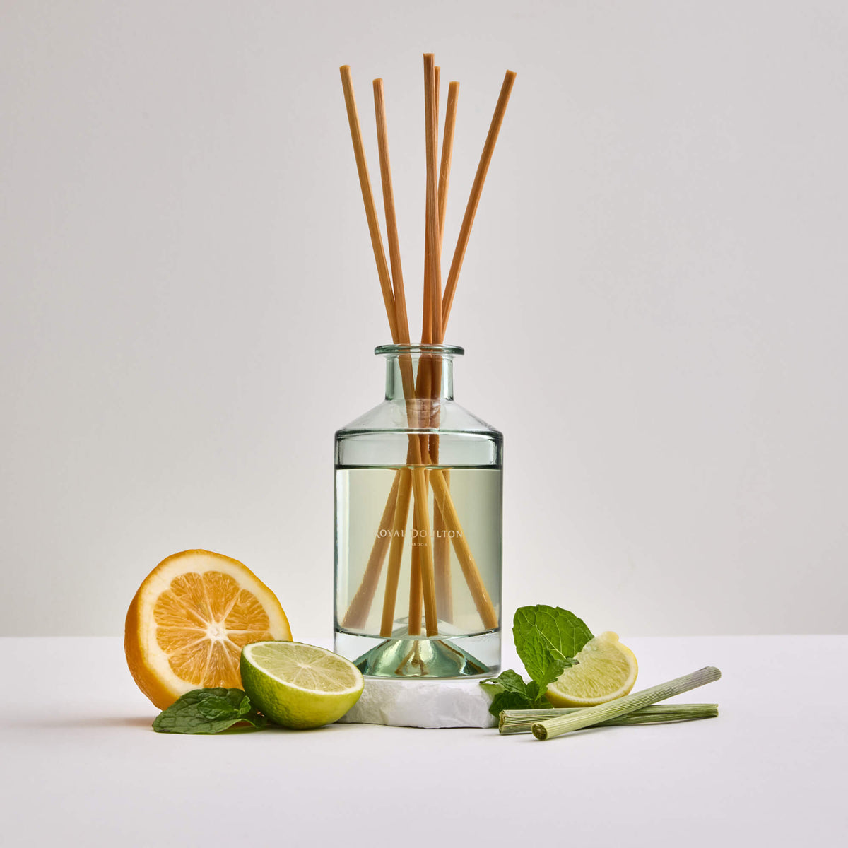 Royal Doulton Ashbourne Diffuser 250ml in Lemongrass & Lime